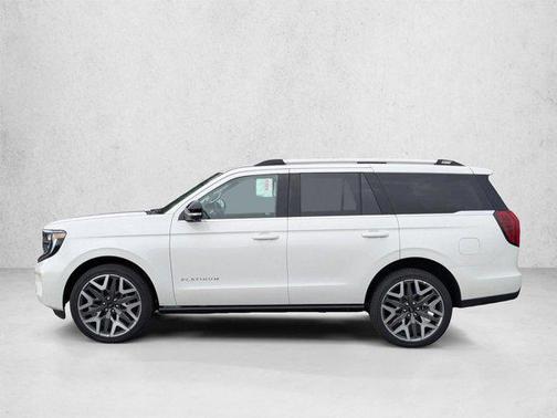 Star White Metallic Tri-Coat 2026 Ford Expedition Platinum