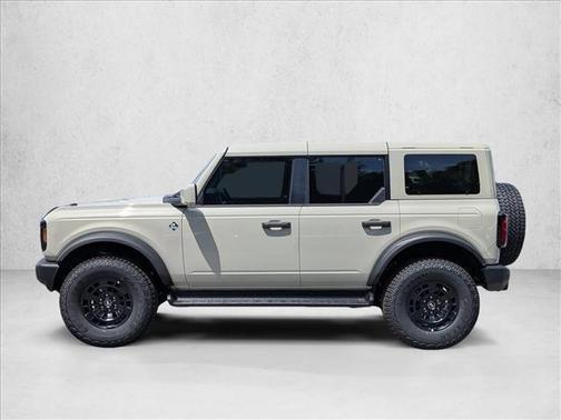Desert Sand 2026 Ford Bronco Outer Banks