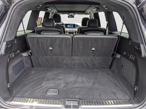 Obsidian Black Metallic 2024 Mercedes-Benz AMG GLS 63 Base