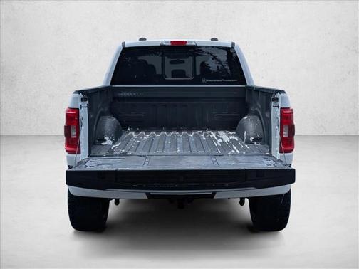Oxford White 2022 Ford F-150 XLT