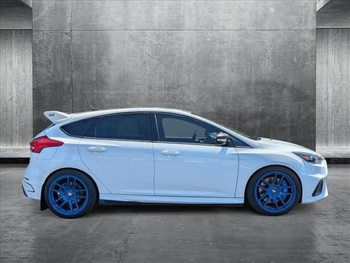 2017 Ford Focus RS Base