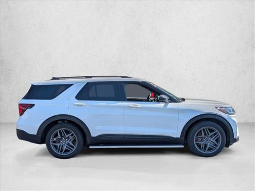 Star White Metallic Tri-Coat 2025 Ford Explorer ST