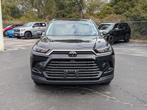 2025 Toyota Grand Highlander XLE