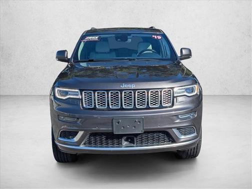 2019 Jeep Grand Cherokee Summit