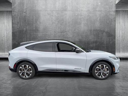 2021 Ford Mustang Mach-E Premium