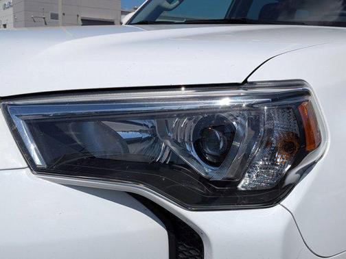 Ice Cap 2024 Toyota 4Runner SR5