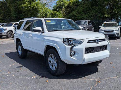 Ice Cap 2024 Toyota 4Runner SR5