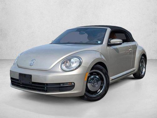 Gold 2015 Volkswagen Beetle 1.8T