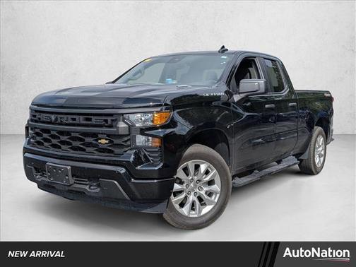 Black 2025 Chevrolet Silverado 1500 Custom