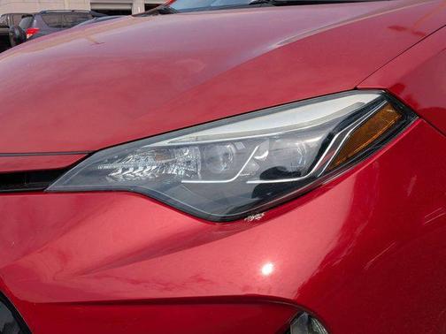 Barcelona Red Metallic 2017 Toyota Corolla SE