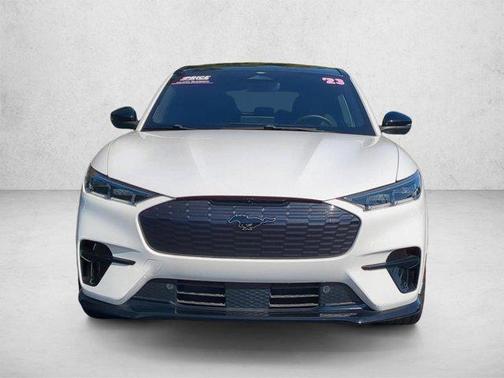 Star White Metallic Tri-Coat 2023 Ford Mustang Mach-E GT