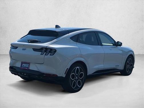 Star White Metallic Tri-Coat 2023 Ford Mustang Mach-E GT