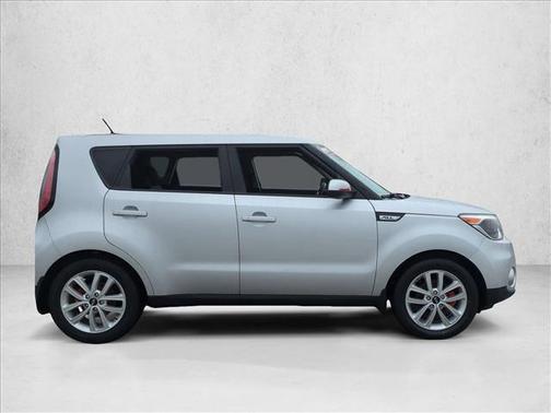 Bright Silver 2018 Kia Soul +