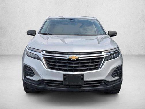 Silver Ice Metallic 2022 Chevrolet Equinox LS
