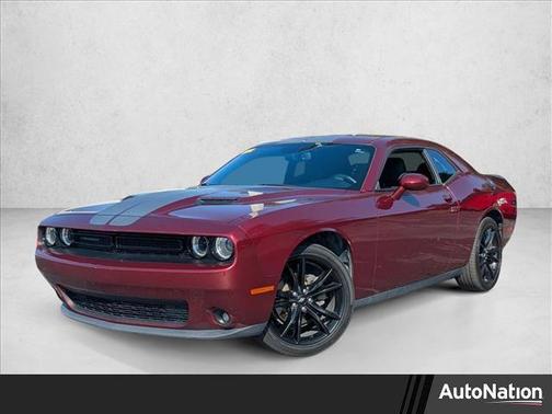 2017 Dodge Challenger SXT