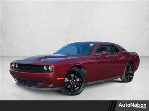 2017 Dodge Challenger SXT