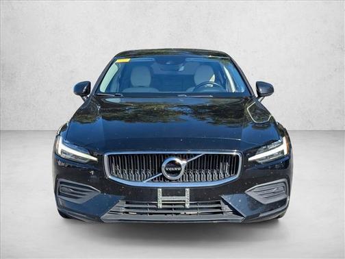 2019 Volvo S60 T6 Momentum
