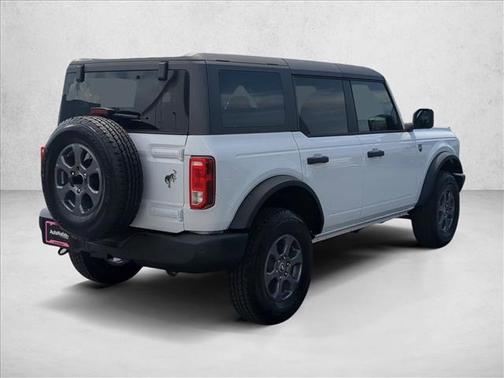 Oxford White 2026 Ford Bronco Big Bend