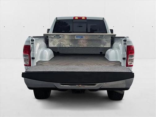 2024 RAM 2500 Tradesman Crew Cab 4x4 6'4' Box