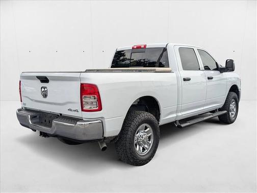 2024 RAM 2500 Tradesman Crew Cab 4x4 6'4' Box