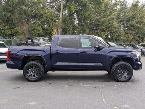 2023 Toyota Tundra Hybrid Platinum