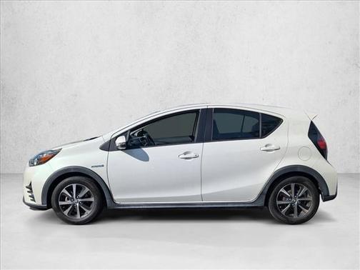 2018 Toyota Prius c Four