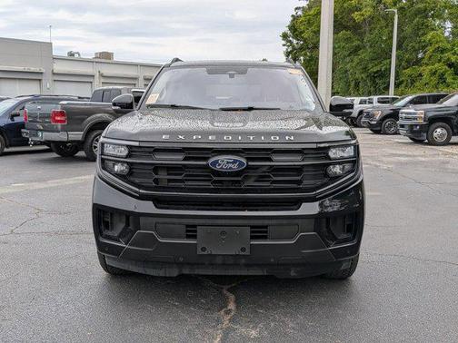 Agate Black 2025 Ford Expedition Active