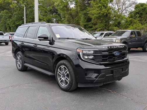 Agate Black 2025 Ford Expedition Active