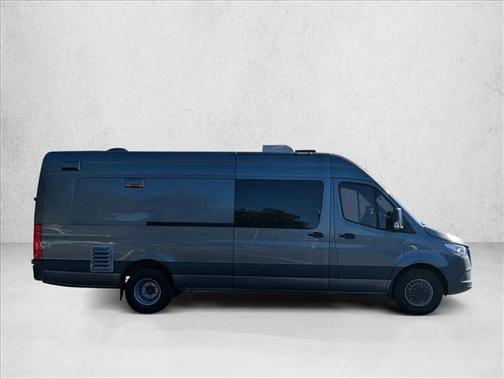 2022 Mercedes-Benz Sprinter 4500 High Roof V6