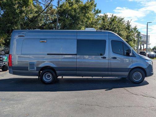 2022 Mercedes-Benz Sprinter 4500 High Roof V6