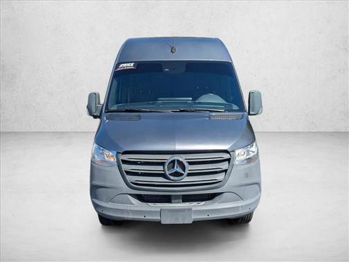 2022 Mercedes-Benz Sprinter 4500 High Roof V6
