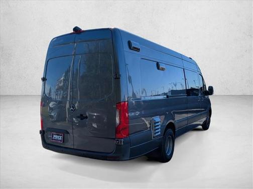 2022 Mercedes-Benz Sprinter 4500 High Roof V6