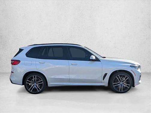 2020 BMW X5 M50i