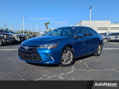 2017 Toyota Camry SE