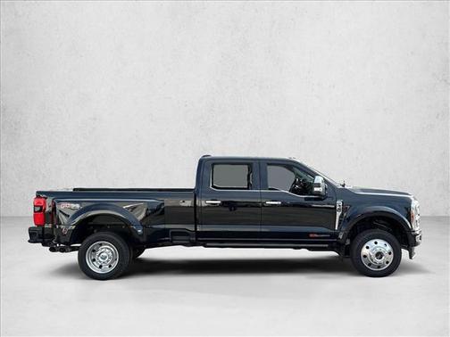 2024 Ford F-450 Limited