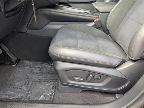 Agate Black Metallic 2026 Ford Explorer Tremor