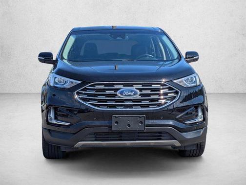 Agate Black Metallic 2022 Ford Edge Titanium