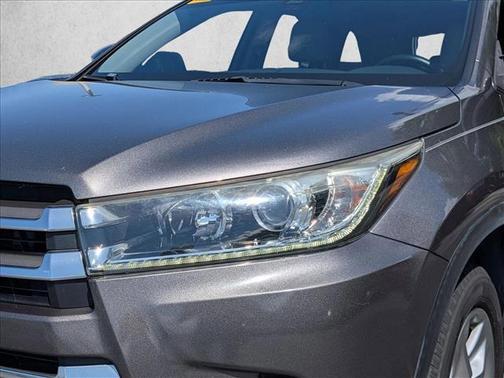 Predawn Gray Mica 2018 Toyota Highlander Limited