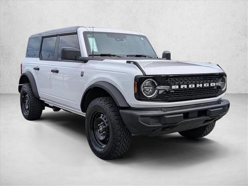 Oxford White 2026 Ford Bronco Big Bend