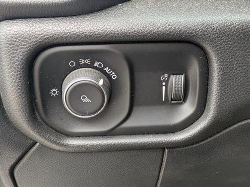 2021 RAM 2500 Lone Star Crew Cab 4x4 8' Box