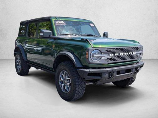 Eruption Green Metallic 2024 Ford Bronco Badlands