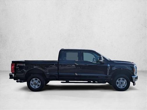 2025 Ford F-250 XLT
