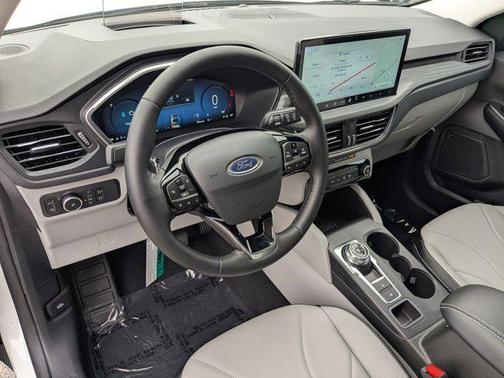 2026 Ford Escape Platinum