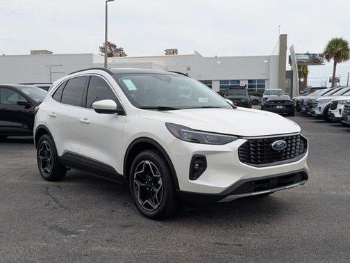 2026 Ford Escape Platinum