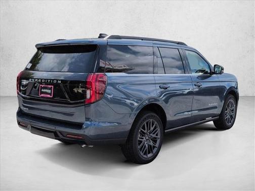 Nocturnal Blue Metallic 2027 Ford Expedition Platinum