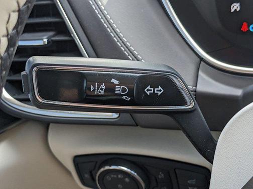 2019 Lincoln Nautilus Black Label