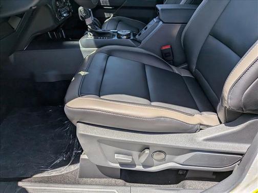 Avalanche Gray 2026 Ford Bronco Outer Banks