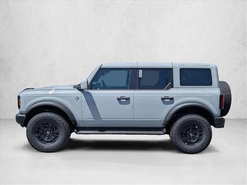 Avalanche Gray 2026 Ford Bronco Outer Banks