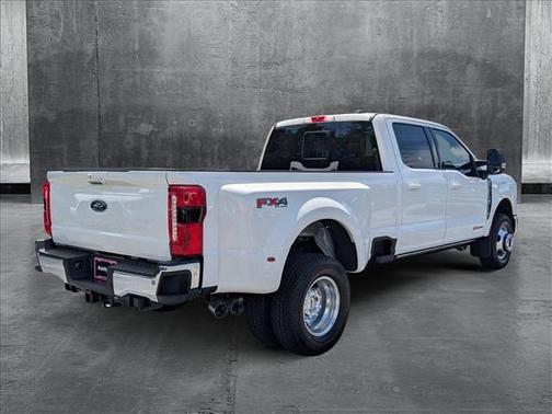 2025 Ford F-350 Lariat
