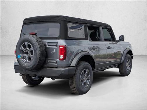 Carbonized Gray Metallic 2026 Ford Bronco Big Bend